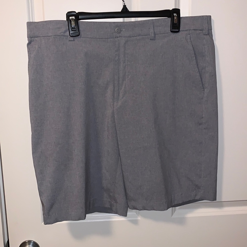 Men’s Grand Slam golf shorts